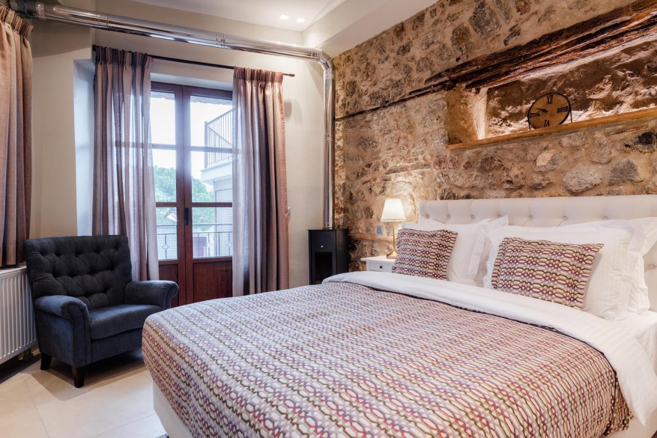 Aldia Suites Arachova Exterior photo