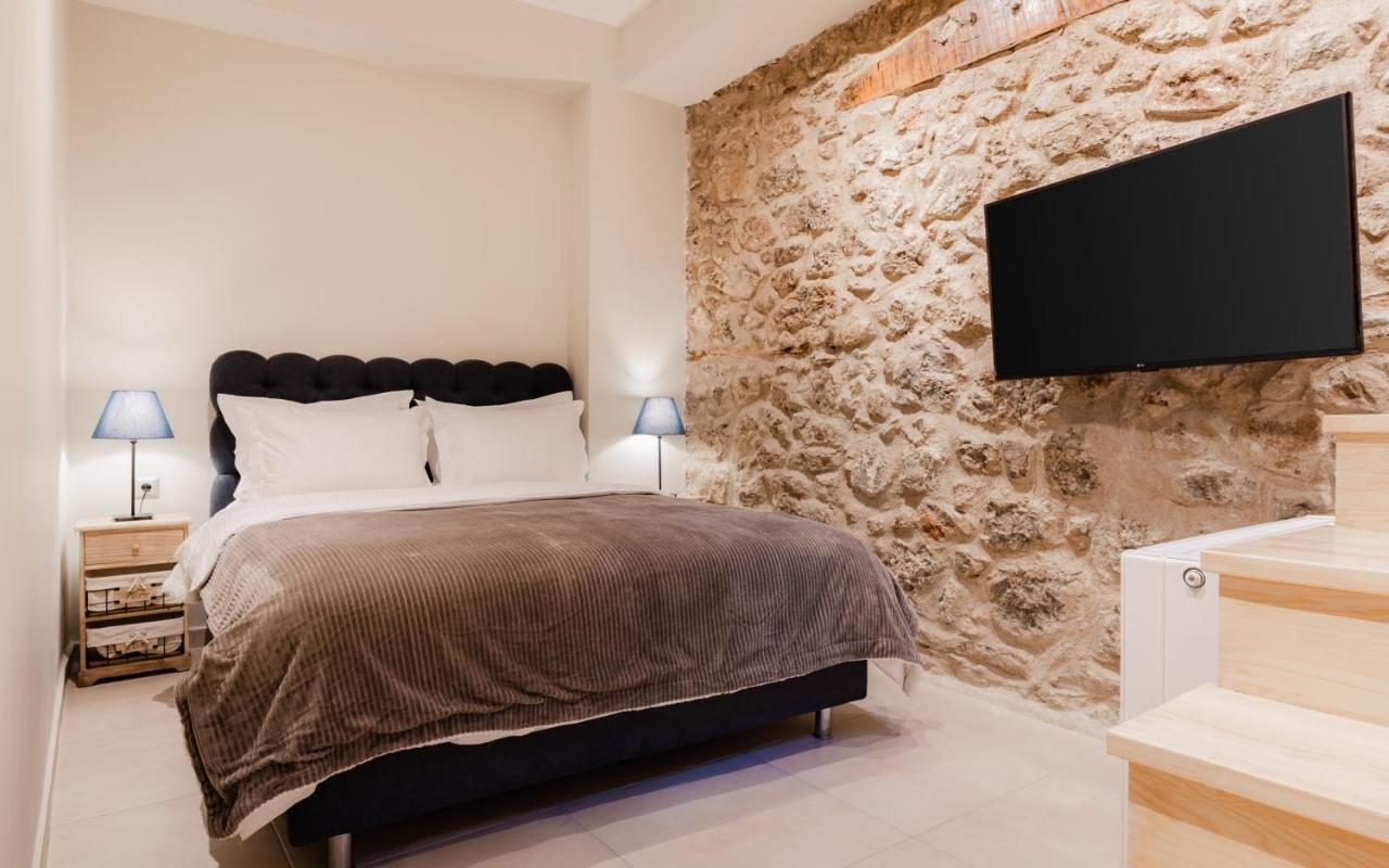 Aldia Suites Arachova Exterior photo